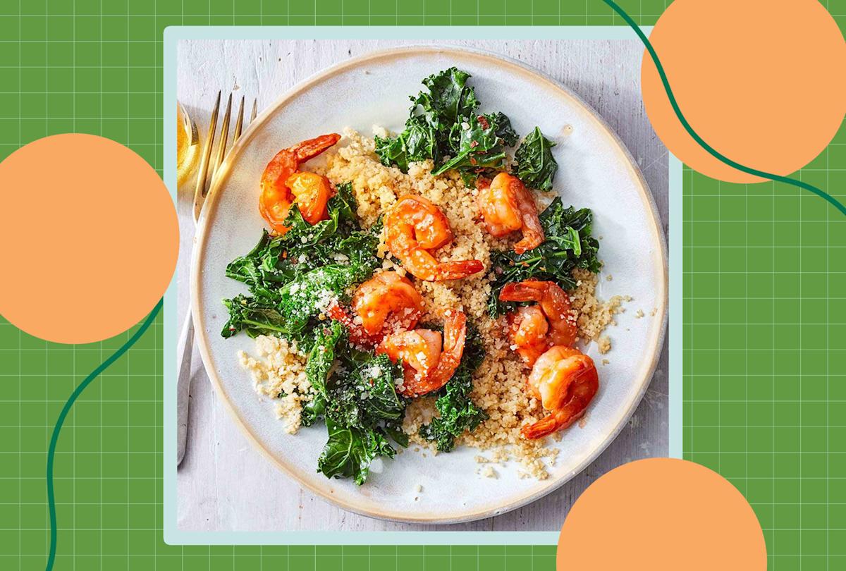 Diabetes-friendly plate with high-protein foods for muscle gain