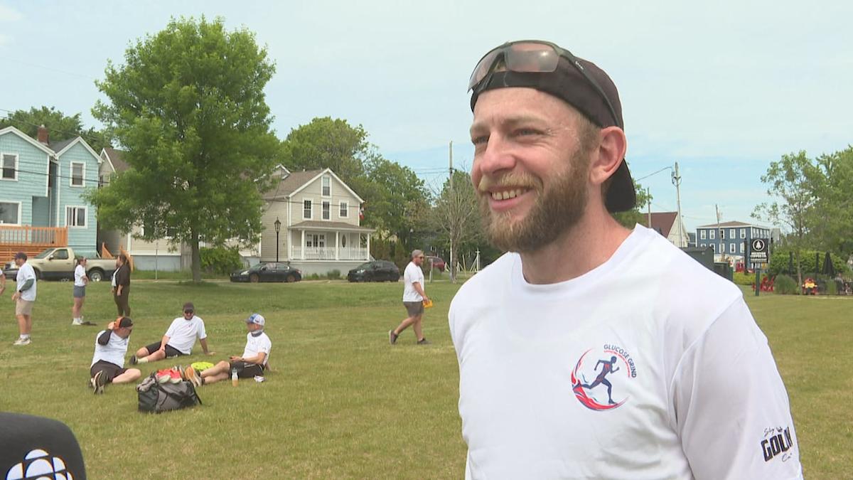 Charity run participants supporting seniors with diabetes
