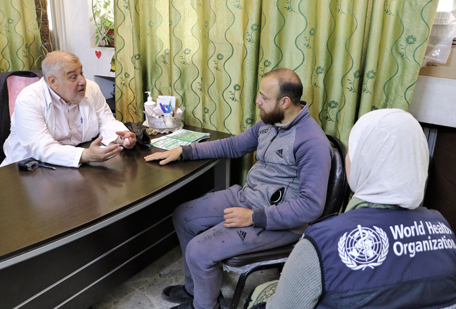 Young man in Hama, Syria, receiving free insulin through WHO and KSrelief initiative