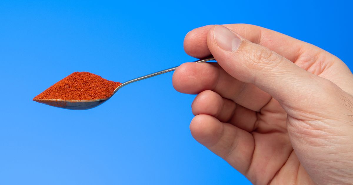 Spoon of turmeric spice lowering blood sugar