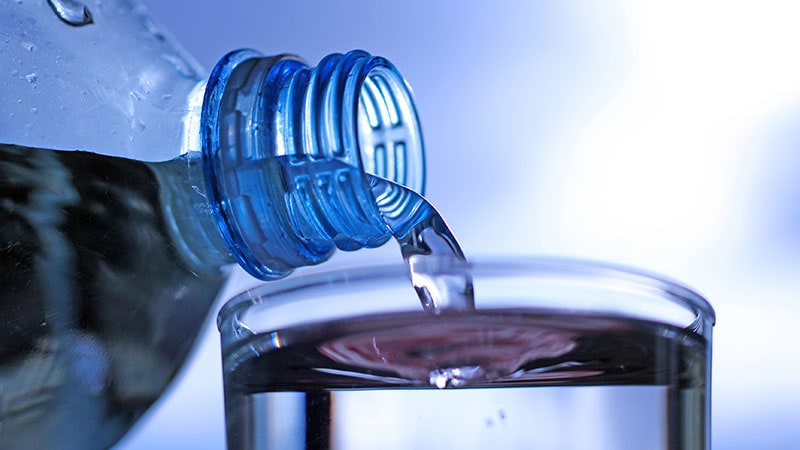 Switching from diet soda to water boosts diabetes remission